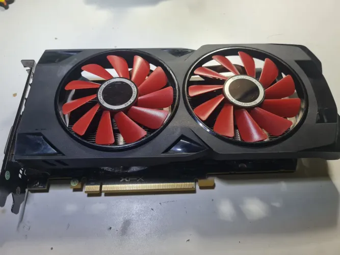 RX570 4GB XFX.