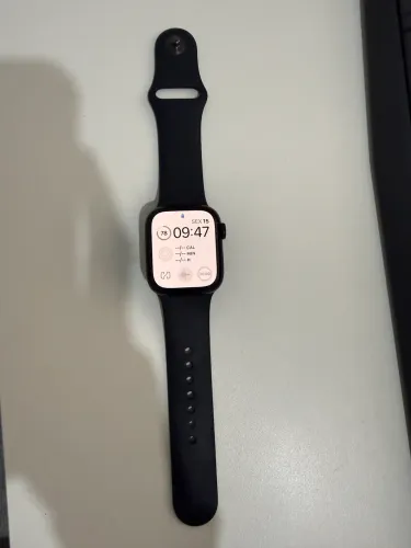 Apple Watch serie 8 - 41mm + acessórios