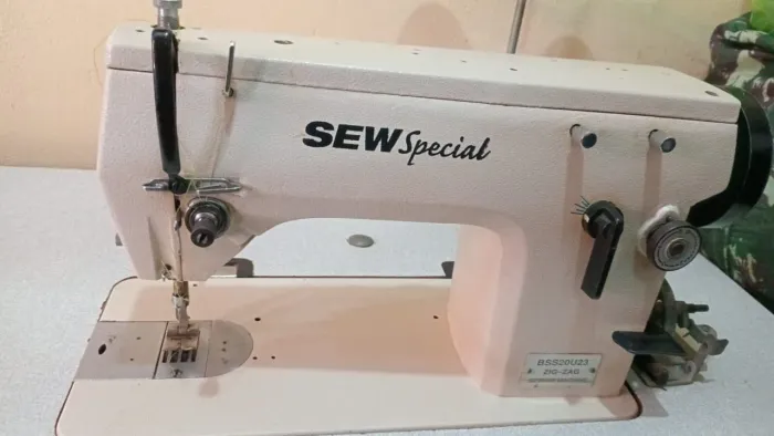 Máquina de Costura SEWspecial Industrial