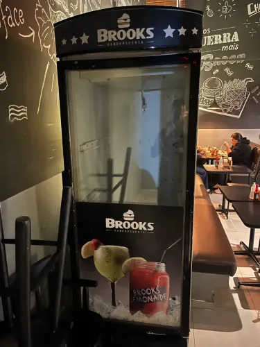 Geladeira expositora