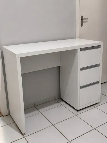 Vendo escrivaninha