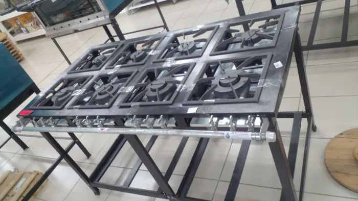 FOGÃO INDUSTRIAL DE 8 BOCAS, DA MARCA CEFAZ, NOVO, PROMOÇÃO!!!