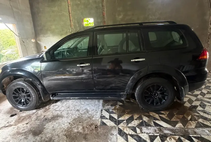 Mitsubishi Pajero Dakar 3.2 4X4 T.i. Dies. 5P Aut. 2010