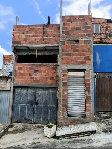 Vendo está casa na ITINGA (200 MIL)