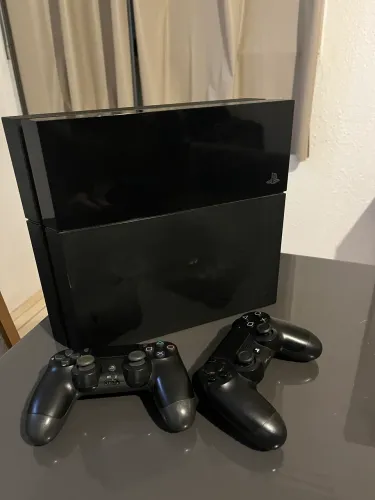 Vendo PS4