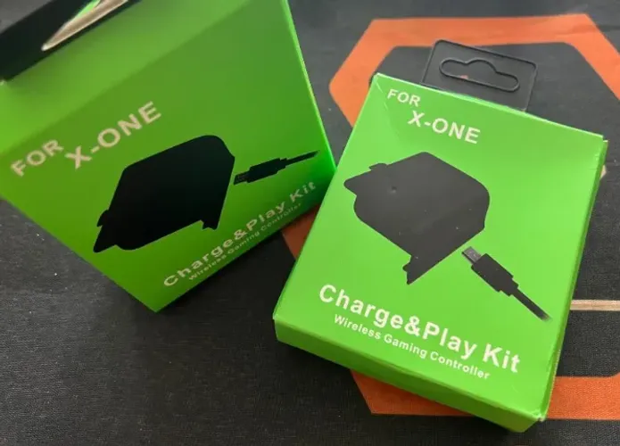 Bateria e Cabo carregador de Controle Joystick xbox One