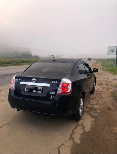 Nissan Sentra S 2.0/ 2.0 Flex Fuel 16V Aut. 2011