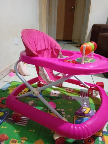 Vendo andador+ canguru bebê