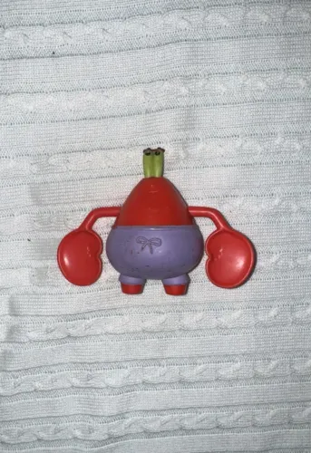 boneco do Sr. Sirigueijo da coleção do McDonald's de 2011