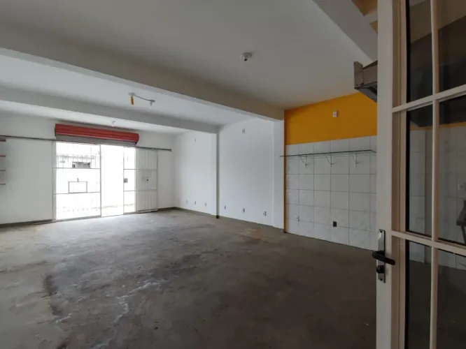 Ponto Comercial em Abrantes!