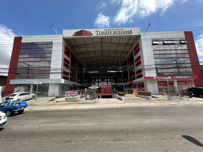 Comercial à venda em rua pública, RECREIO IPITANGA, Lauro de Freitas, BA