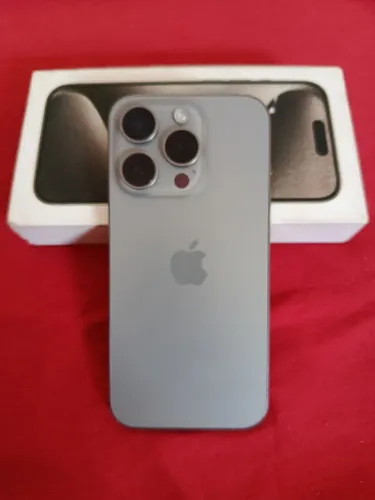 iPhone 15 Pro titânio 128GB SEMINOVO