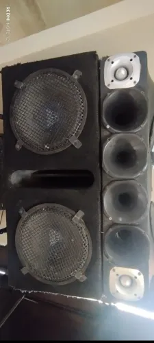 Caixa pra som de carro