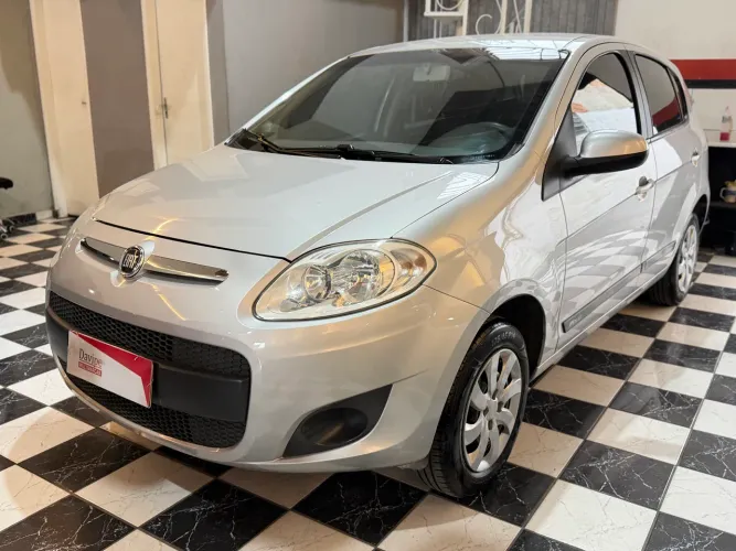 Fiat Palio Attractive 1.0 EVO Fire Flex 8V 5P 2012