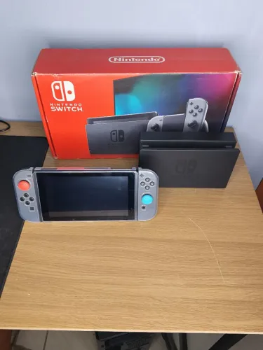 Nintendo Switch V2 Desbloqueado 128gb