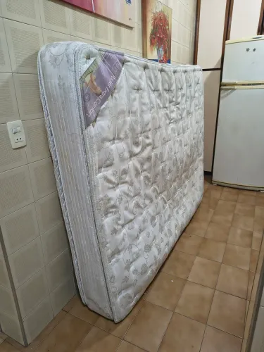 Cama box Queen
