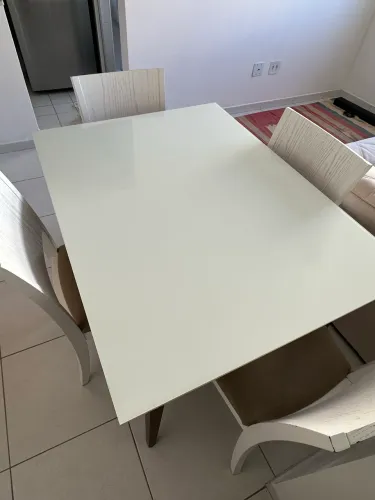 Mesa com 4 cadeiras Sier - 1.20 X 0.90