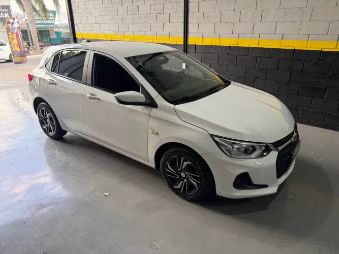 Chevrolet Onix Hatch LT 1.0 12V TB Flex Mec. 4P 2025