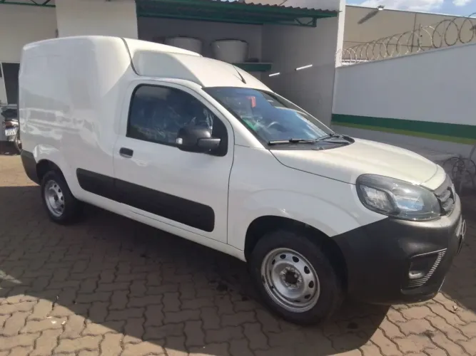 Fiat Fiorino Pick-up 1.5 I.e./1.3/1.5/hd (álcool) 2025