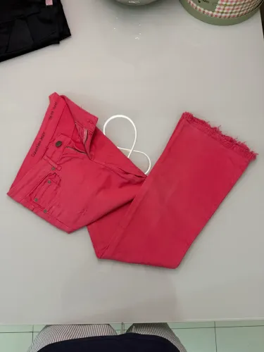 Calça Calvin Klein Feminina Rosa Modelo Flare Tamanho 38