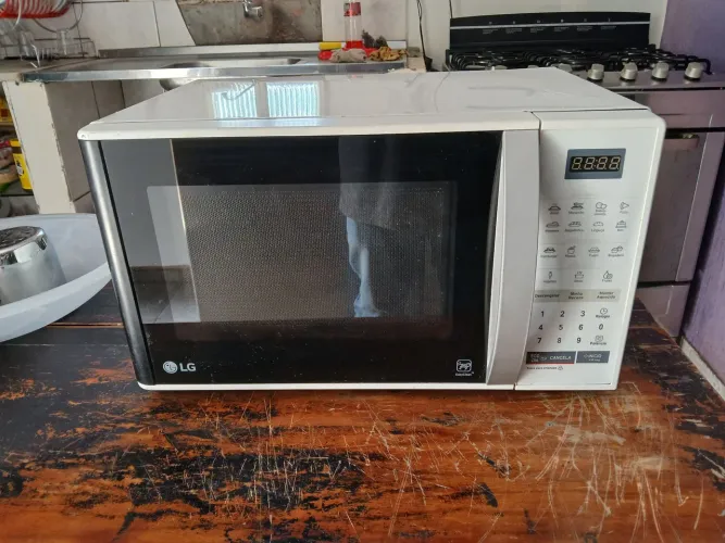Microondas LG 30 litros
