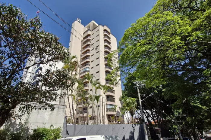 Apartamento para venda em Indianópolis com 4 quartos, sendo 3 suítes, 193m²