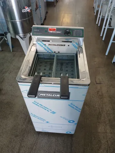 ritadeira Elétrica Zona Fria de Óleo 15 Litros 5500 W