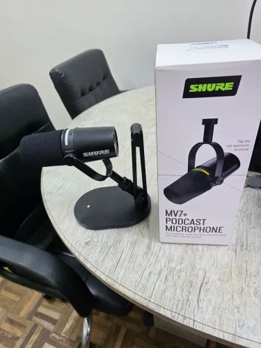 Shure Mv7+ e Braço Rode Ds2