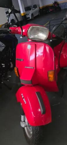 Vespa px 200 elestart placa preta