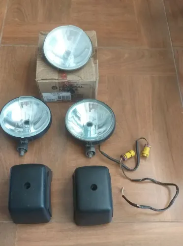 Kit batente, farol milha original Gol GTI