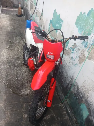 Mix Trilha Honda NX 200 preparada 230 e roupa CRF