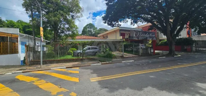 Casa à venda em Campinas, Sousas, com 3 quartos, com 300 m²