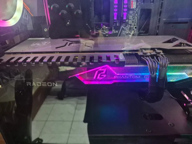 Rx 7800xt 16gb phantom gaming C/NOTA FISCAL