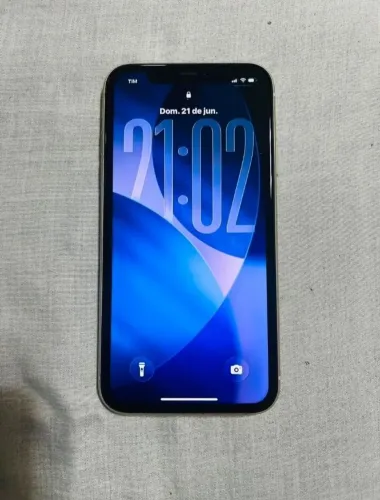 iPhone 11 seminovo