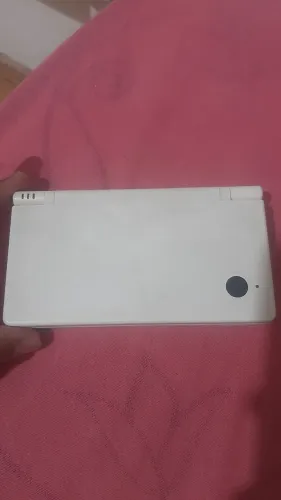 Vendo nintendo DSi 