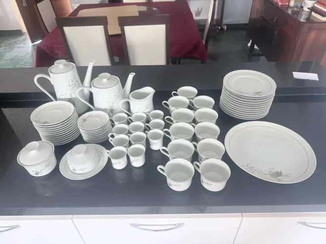 Jogo de Chá Porcelana Real