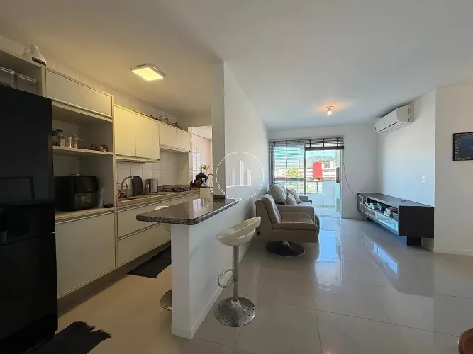 Apartamento para Venda em Florianópolis, Trindade, 3 dormitórios, 1 suíte, 2 banheiros, 1