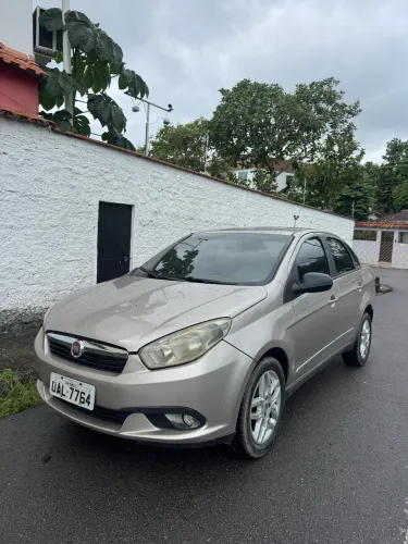 Fiat Grand Siena Essence Dual. 1.6 Flex 16V 2014