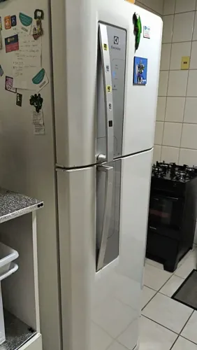Vendo Geladeira Dúplex Electrolux