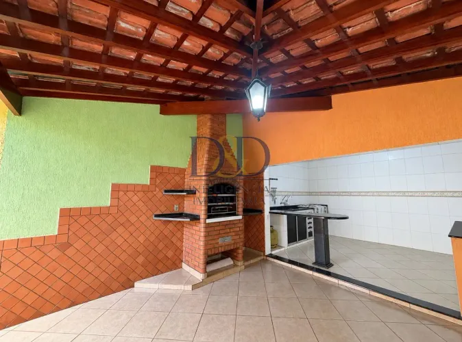 PQ. SANTA CÂNDIDA - Casa