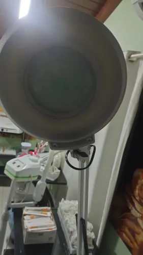 Luminária Lupa Led para maca de estética 