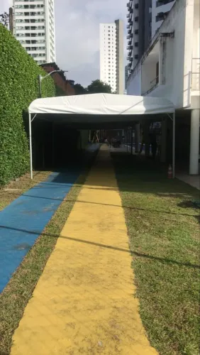 Toldos e tendas novo a pronta entrega medindo 6,0x5,0