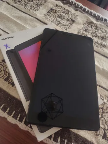 Tablet Samsung Galaxy Tab A 8.0 2019 32GB Wi-Fi + 4G