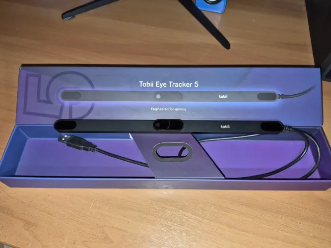 Tobii Eye Tracker 5 - Pouco usado e em perfeito funcionamento