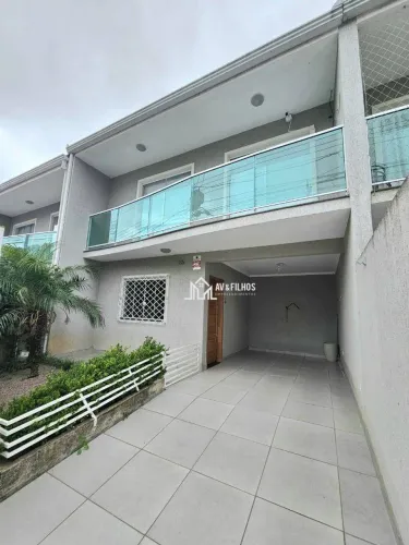 Sobrado com 3 dormitórios à venda, 84 m² por R$ 699.900,00 - Afonso Pena - São José dos Pi