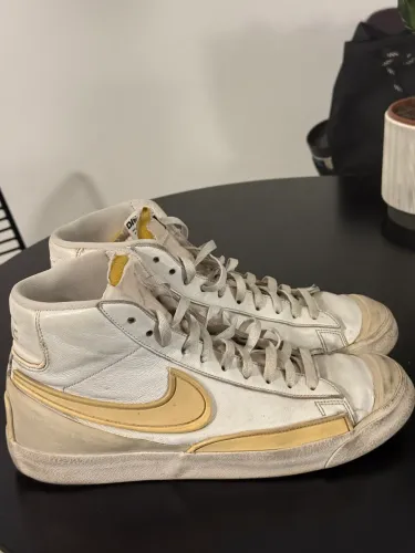 Nike Blazer Mid ?77 Vintage Branco/Dourado - Tam 43 - Original