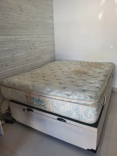 Cama baú casal com colchão 