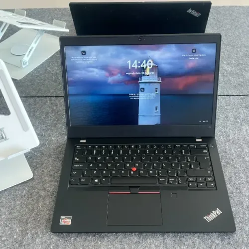 Notebook Thinkpad, AMD ryzen 5 PRO, 8gb de RAM, 256 de SSD e tela de 14 polegadas