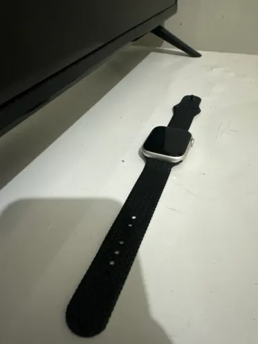 Apple Watch Series 8 - 45mm - 32gb