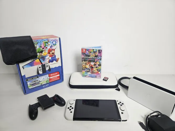 Nintendo Switch Oled + Mario Kart 8 [IMPECÁVEL]